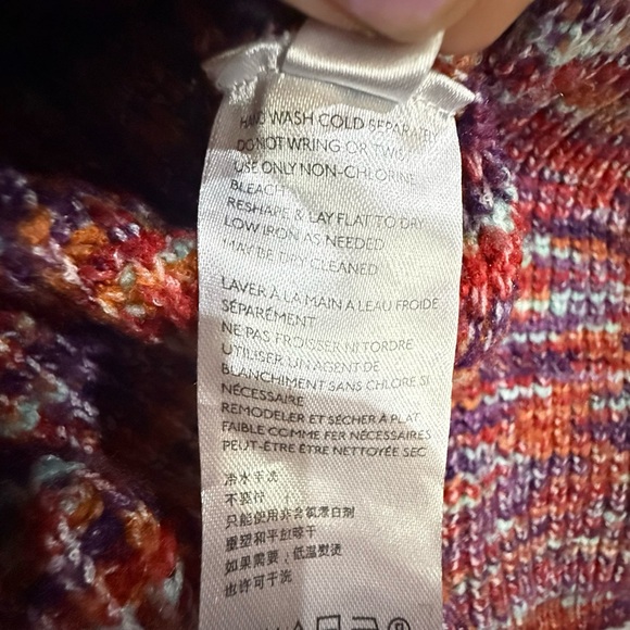 Urban Outfitters BDG Women’s Multicolored Cropped Button Front Sweater Size XS - Picture 9 of 9